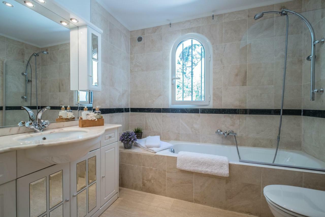 Villa Palm Le Trayas ภายนอก รูปภาพ